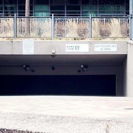 Lakefront Living Downtown Toronto - Free Parking, Gym, Indoor Pool 외부 사진